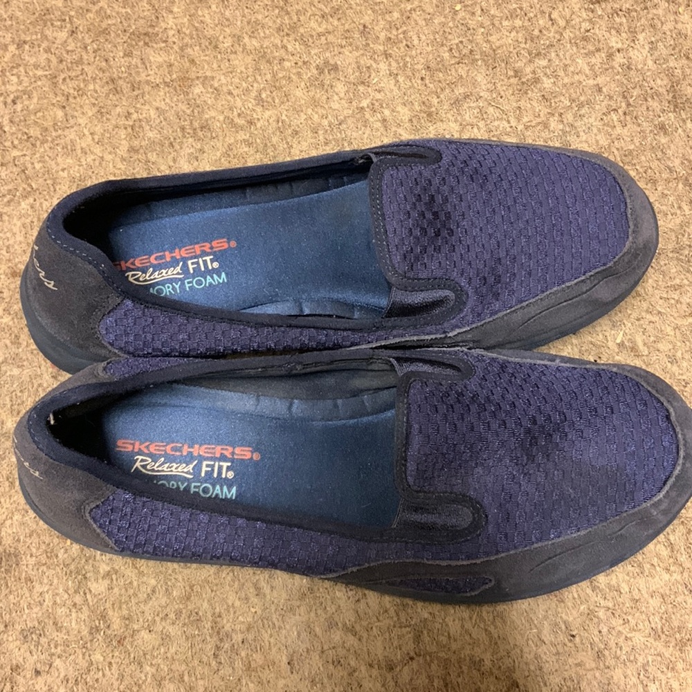 SKECHERS women’s relaxed fit career memory foam slip on loafer/flat shoe…